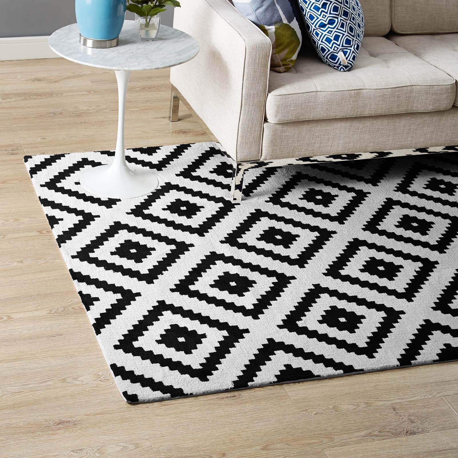 Alika Abstract Diamond Trellis 5x8 Area Rug by Modway