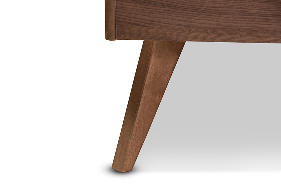 Baxton Studio Artemis Mid-Century Modern Walnut Brown Finished Wood Queen Size Platform Bed