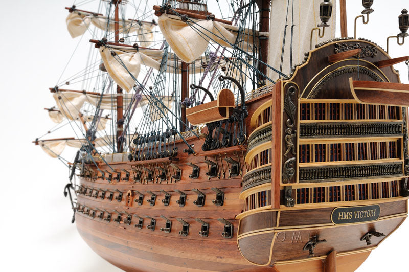 HMS Victory Midsize With Display Case